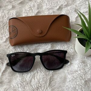 Ray-Ban Chris Black Sunglasses